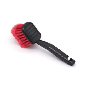 BROSSE POUR LES PNEUS